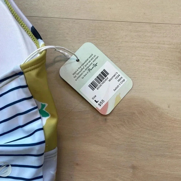 NWT Nani Mara swimwear set pocket bottoms Medium & Mara switch V crop Large - Picture 11 of 11